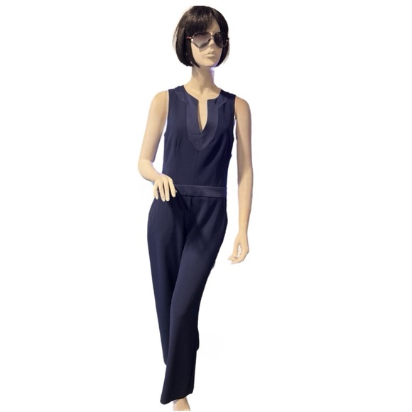 Elegant Trina Turk V-Neck Jumpsuit Navy, Size 4 - Picture 2 of 4